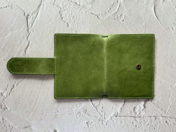 Nip & snap closure cover for Pocket & passport size - Image 3