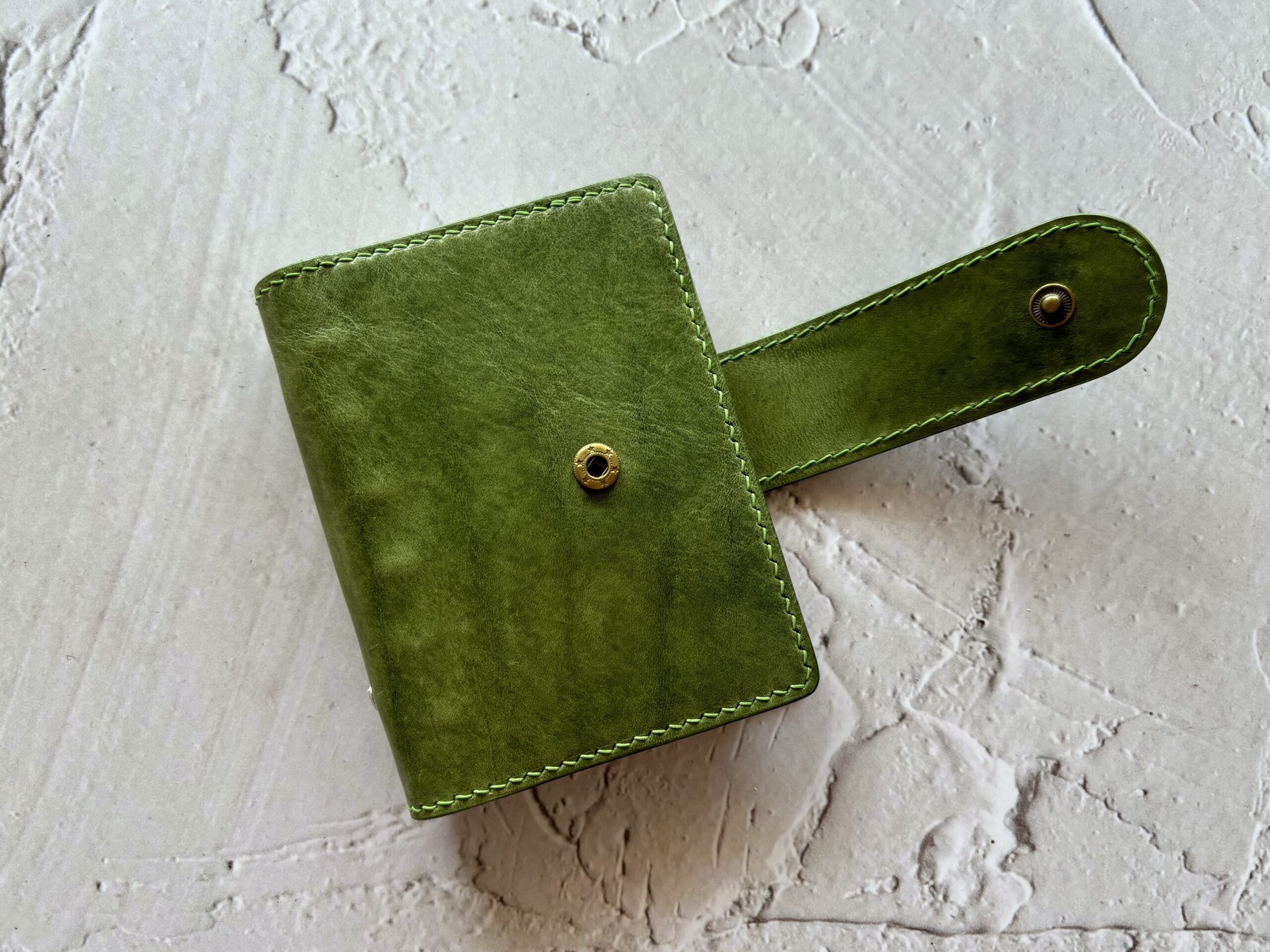 Pocket rings cover with nip & snap closure - Image 2