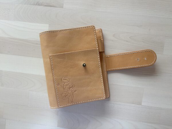 A6 / Personal rings cover with chunky nip & snap closure - Image 8
