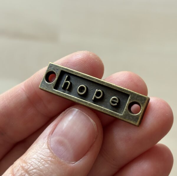 Closure Charm, Double-Loop Connector