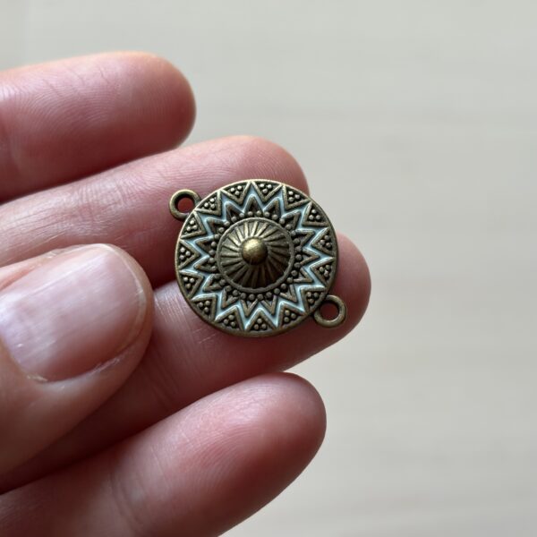 Closure Charm, Double-Loop Connector - Image 16