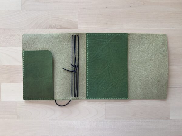 Harbor trifold leather journal - Image 14