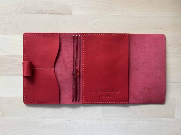 Atlas trifold leather journal - Image 2