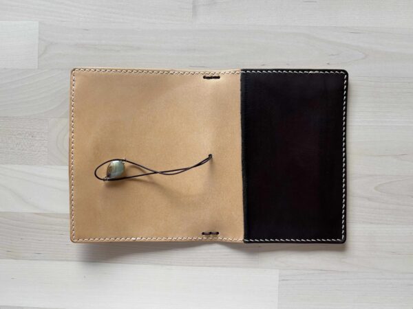 Folio cover for Pocket & passport size - Image 5