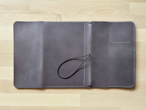 Atlas Trifold Journal - Image 7