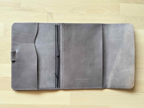 Atlas Trifold Journal - Image 6