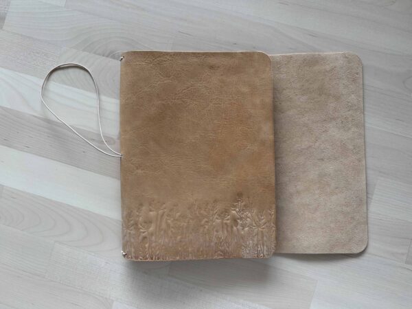 Classic Trifold Journal - Image 16