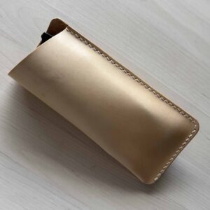 Gaze – Leather glasses sleeve