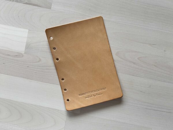 Single-Layer Flyleaf