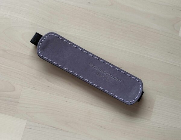 Single pen sleeve with elastic - Image 5
