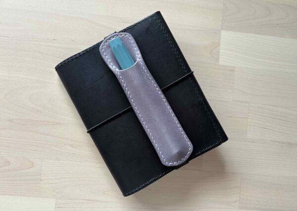 Single pen sleeve with elastic - Image 7