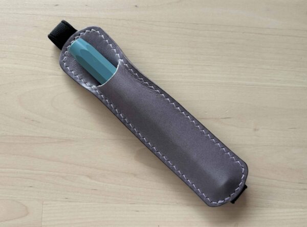 Single pen sleeve with elastic - Image 9