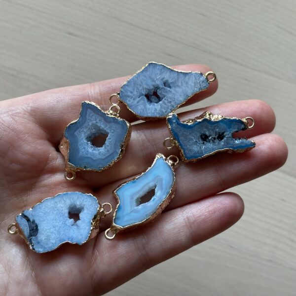 Natural Agate Closure Charm - Image 9