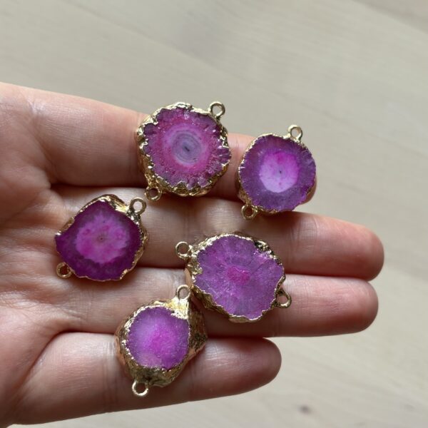 Natural Agate Closure Charm