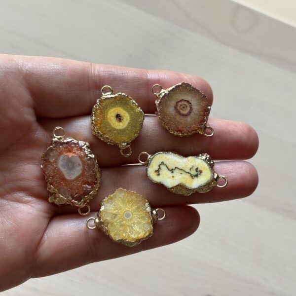 Natural Agate Closure Charm - Image 3