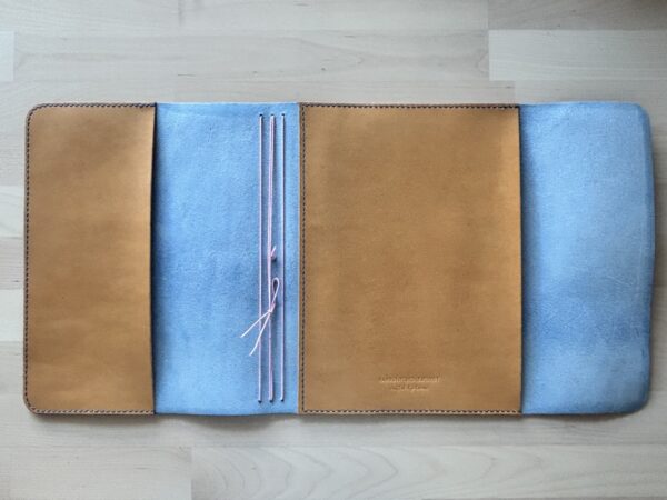 Atlas Trifold Journal - Image 9