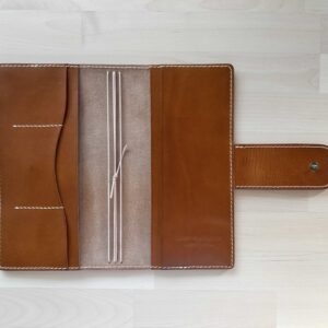 Nip & snap closure cover for Travelers’