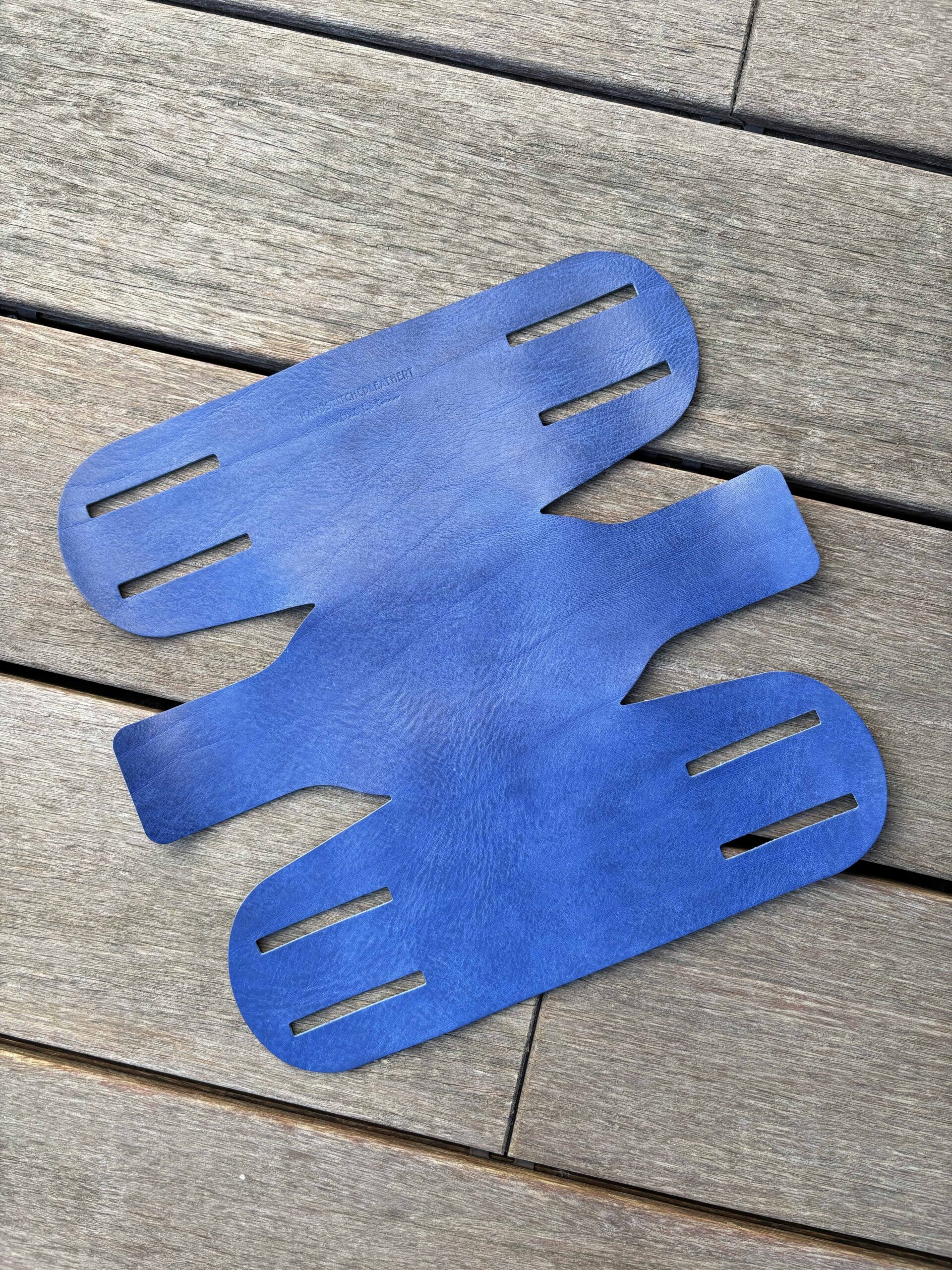 Dock – Leather 10×10×10 desk tray - Image 6