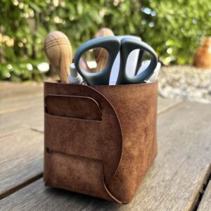 Dock – Leather 10×10×10 desk tray