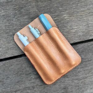 Nest – Triple-compartment pen case