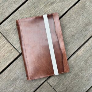 Side closure cover for Travelers’