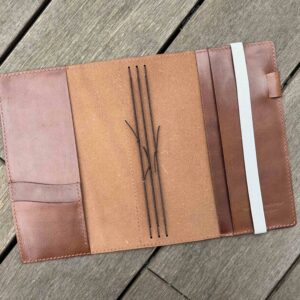 Side closure cover for Travelers’