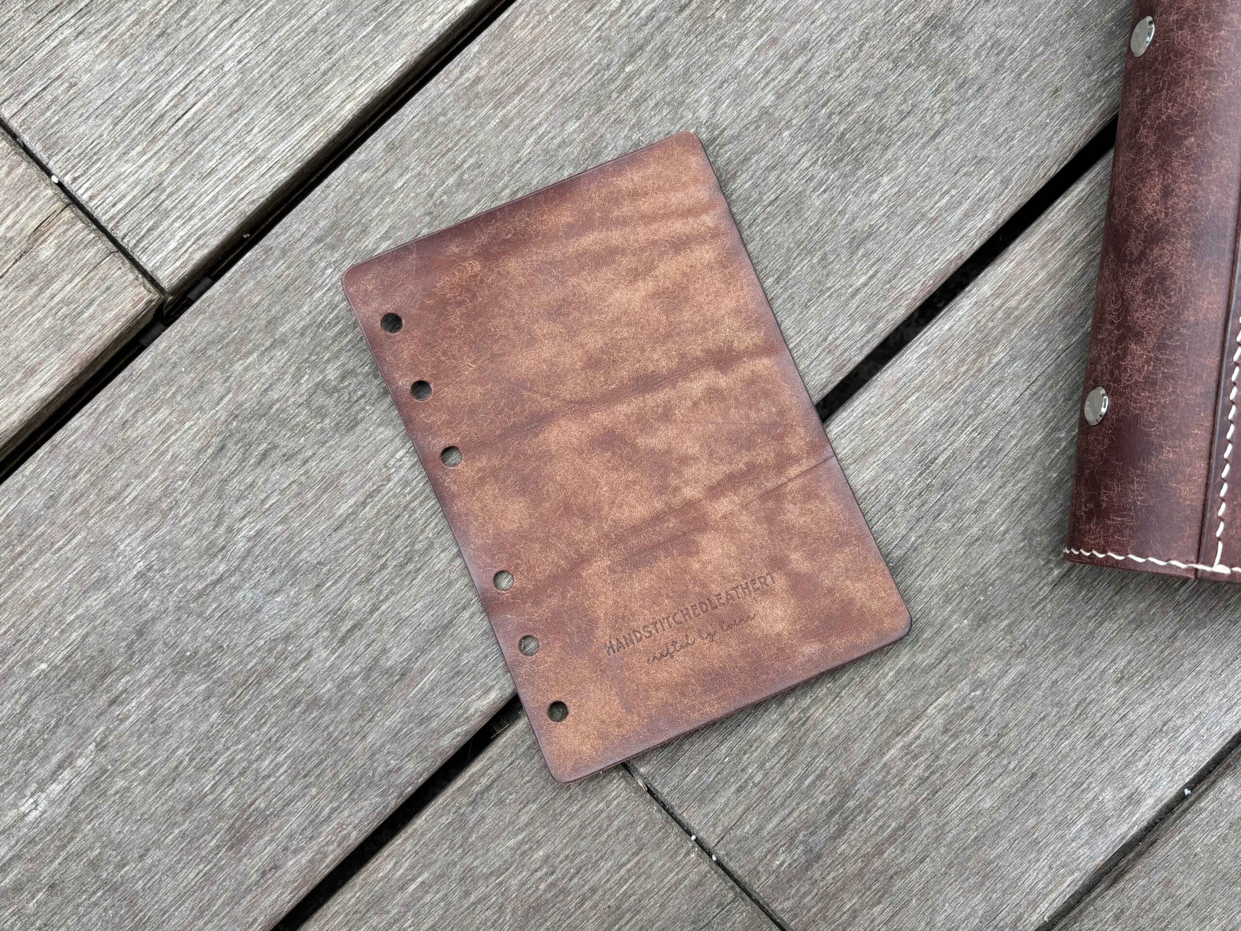 Single-Layer Flyleaf